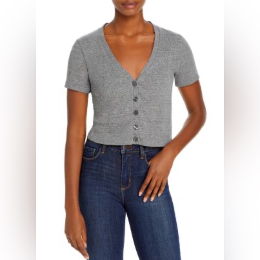 AMO Gray Ribbed Button-Up Cardigan. Size Large.